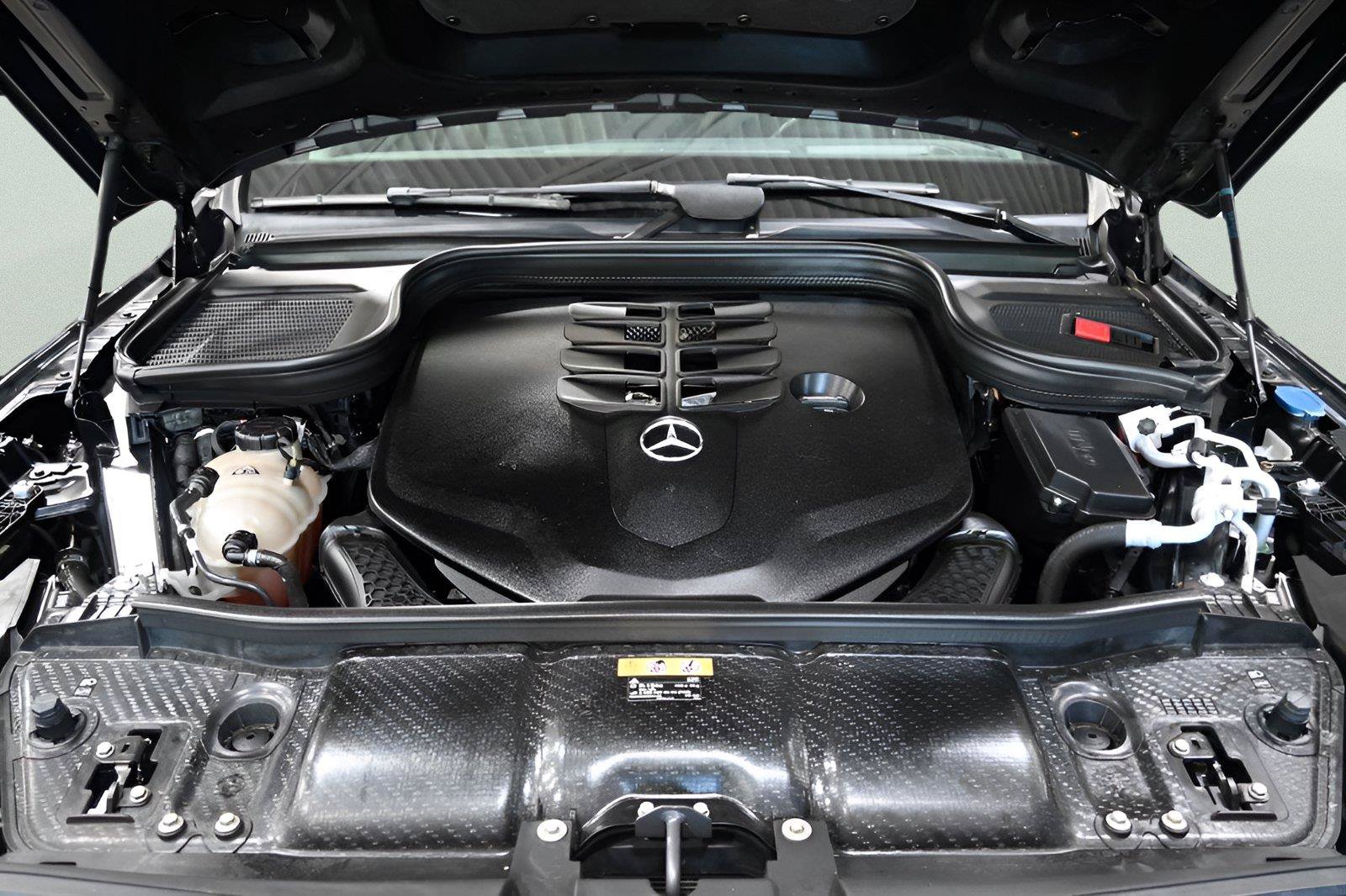 Used 2020 Mercedes-Benz GLS 580 4MATIC image 35