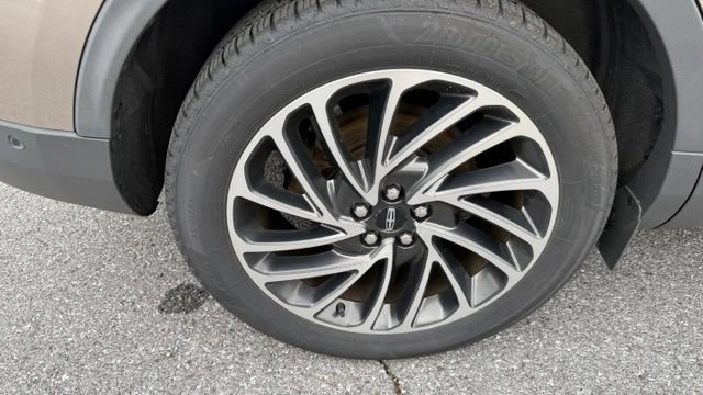 Used 2019 Lincoln Nautilus Reserve AWD/4WD image 37