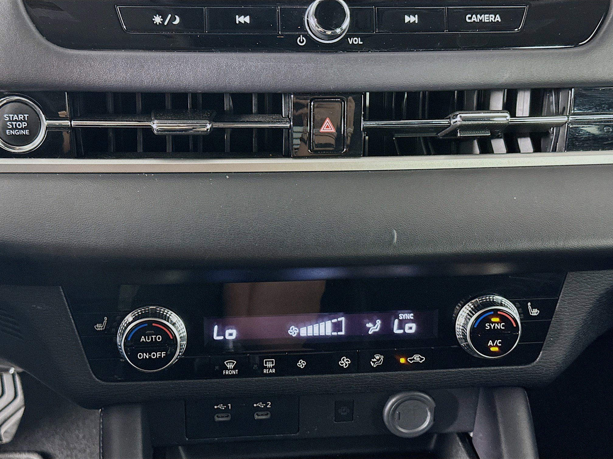 Used 2025 Mitsubishi Outlander SE FWD image 24