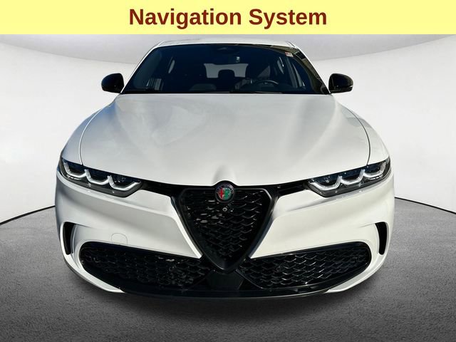 Used 2025 Alfa Romeo Tonale w/ Active Assist Package image 4