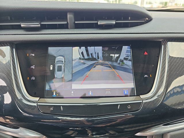 Used 2025 Cadillac XT6 Sport w/ Technology Package image 24