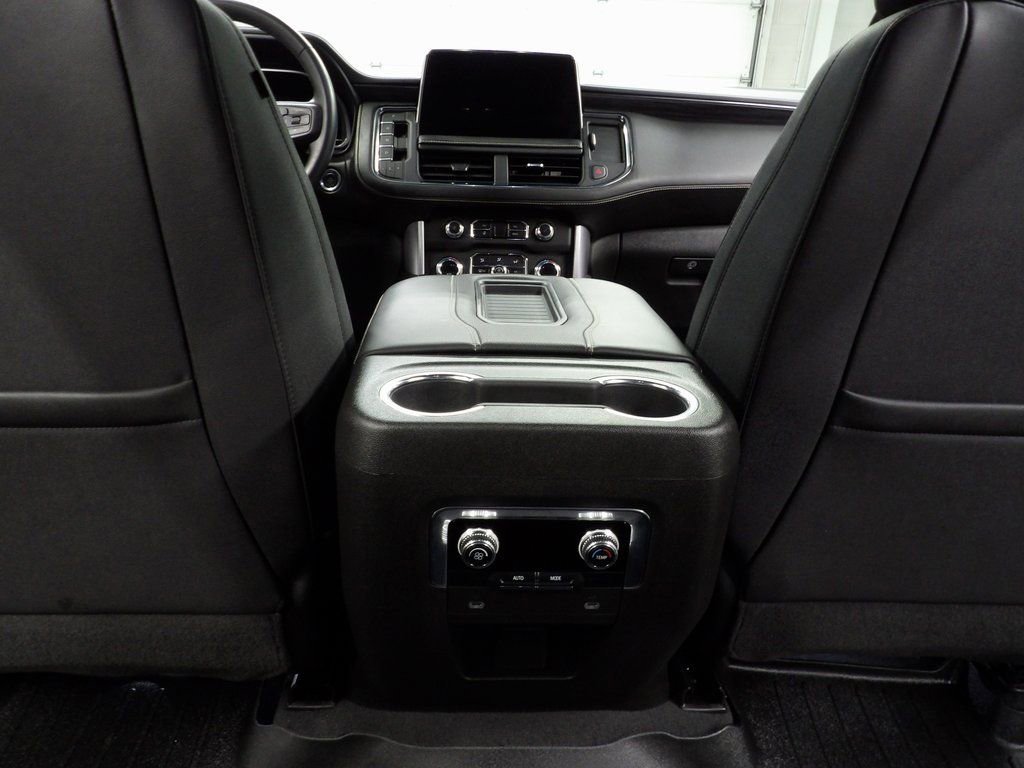 Used 2023 GMC Yukon SLT w/ Max Trailering Package image 16