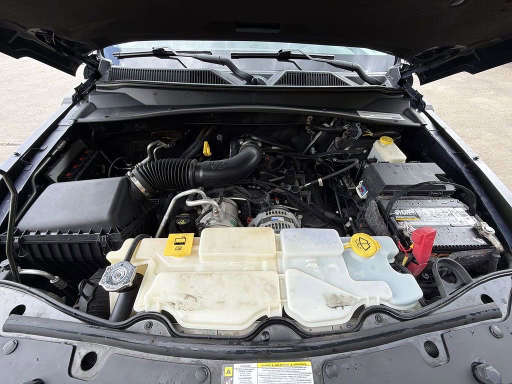 Used 2012 Jeep Liberty Sport w/ Driver Convenience Group RWD image 31