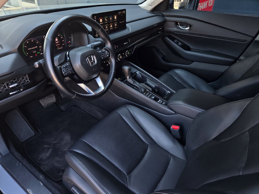 Used 2023 Honda Accord Touring image 10