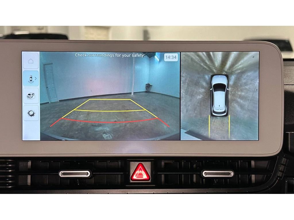 Used 2024 Hyundai Ioniq 5 Limited image 32