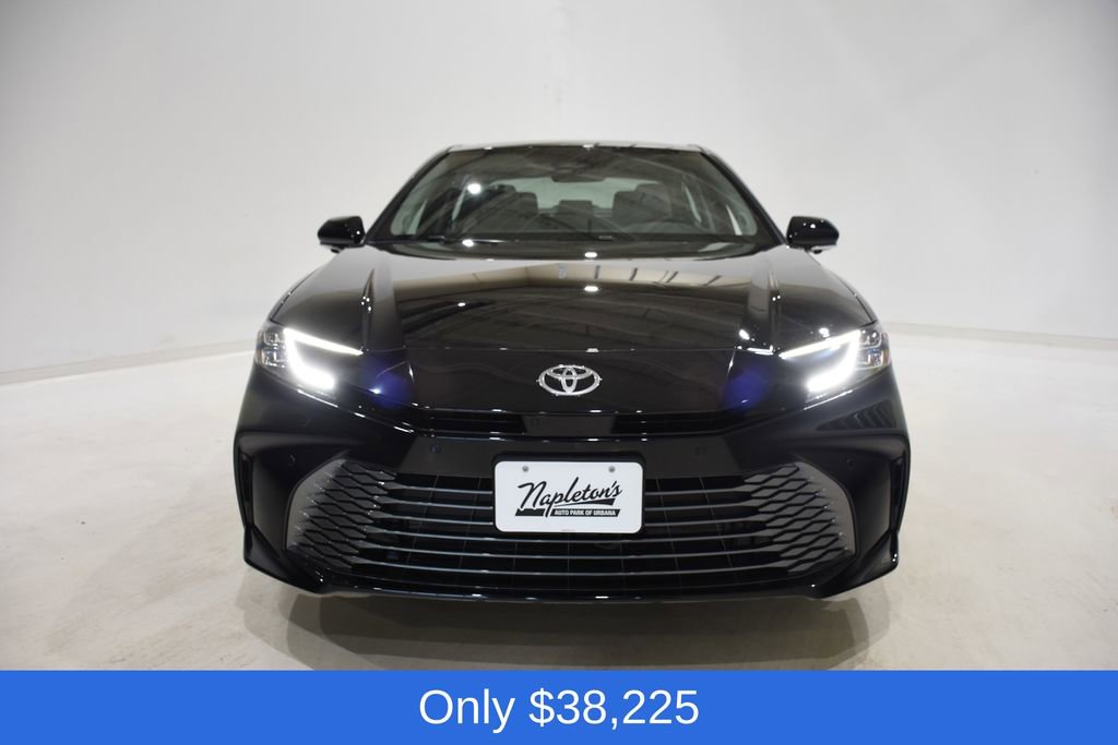 Used 2026 Toyota Camry XLE w/ Premium Plus Package image 2