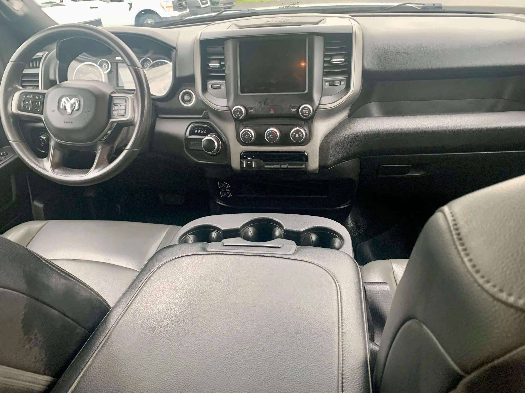 Used 2022 RAM 2500 Tradesman w/ Chrome Appearance Group image 10
