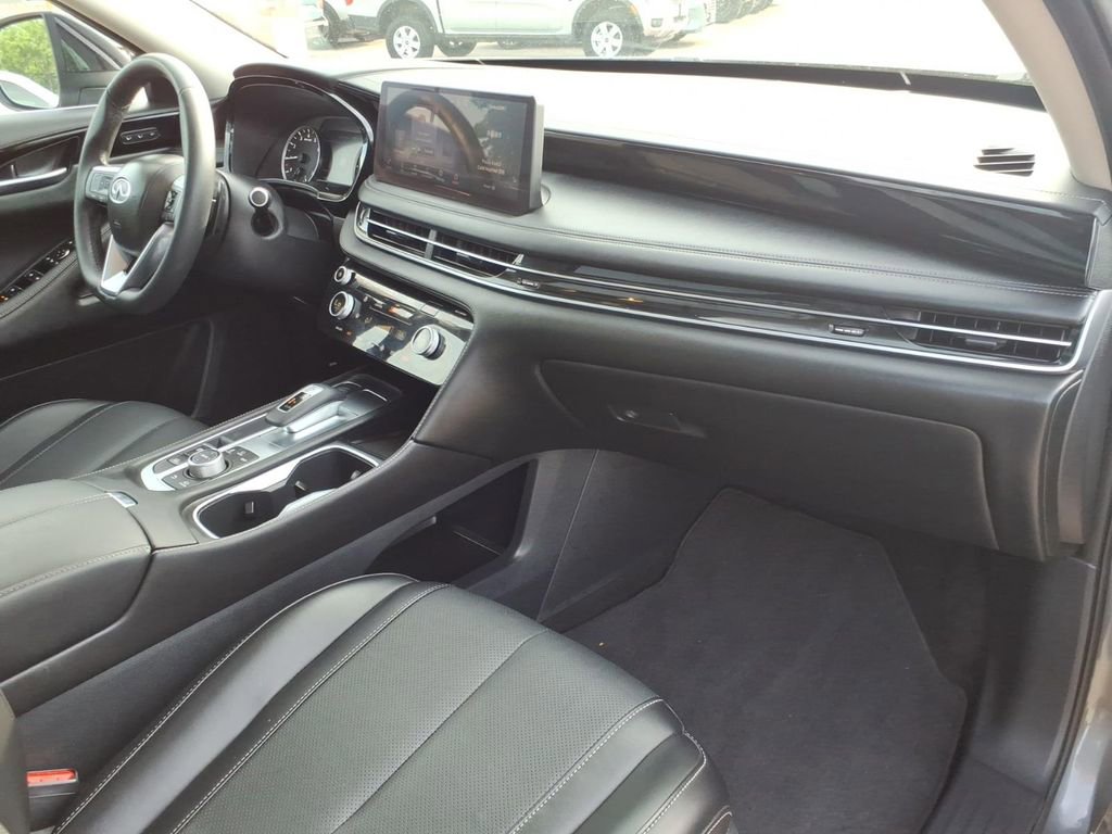 Used 2025 INFINITI QX60 Pure FWD image 4