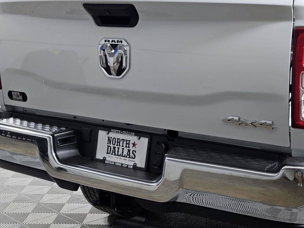 Used 2024 RAM 2500 Tradesman w/ Chrome Appearance Group image 6