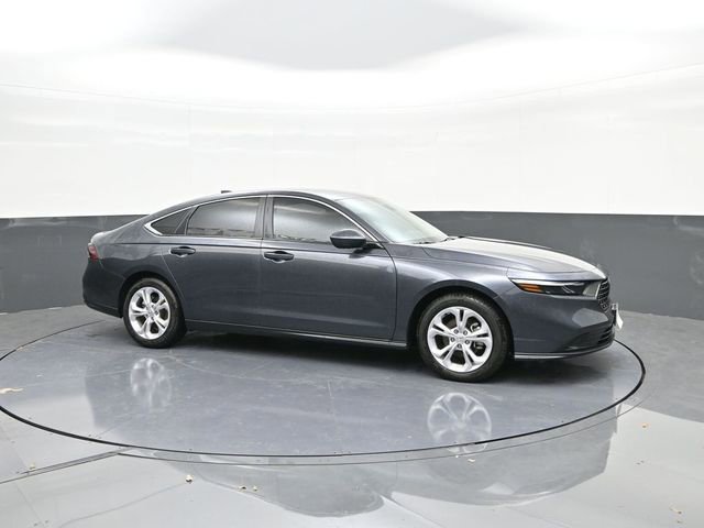 Used 2025 Honda Accord LX image 16