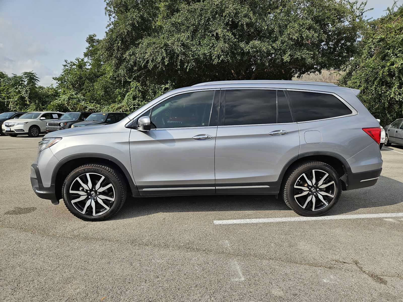 Certified 2019 Honda Pilot Elite image 4
