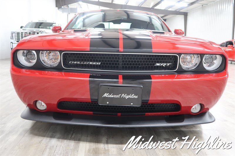Used 2011 Dodge Challenger SRT8 RWD image 13