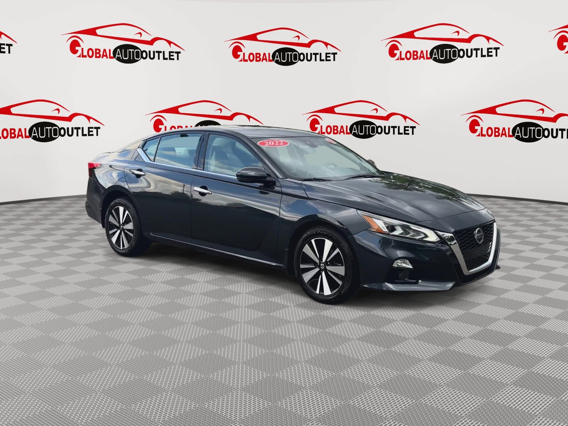 Used 2022 Nissan Altima 2.5 SL AWD/4WD image 2
