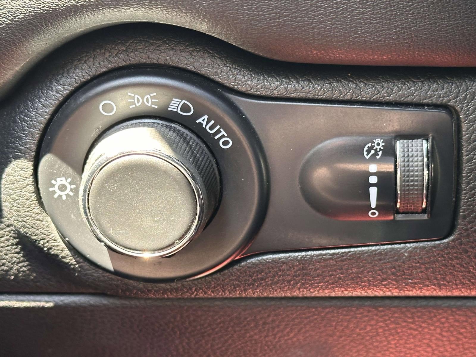 Used 2023 Dodge Durango R/T AWD/4WD image 23