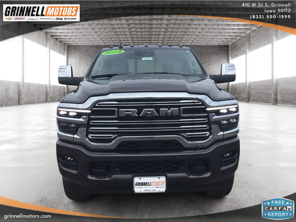 Used 2025 RAM 2500 Laramie AWD/4WD image 2