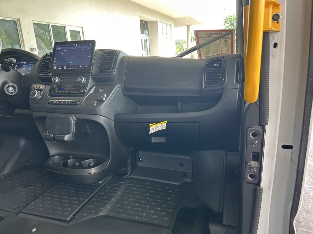 Used 2024 RAM ProMaster 3500 w/ Delivery Van Package FWD image 25