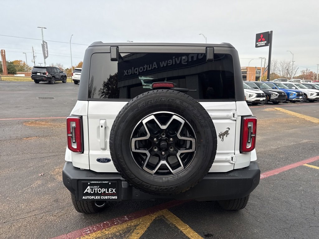 Used 2024 Ford Bronco Outer Banks image 7
