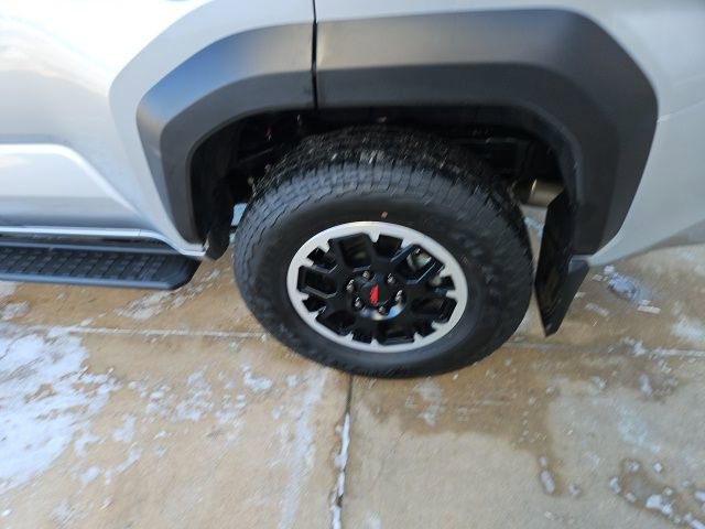 Used 2025 Toyota 4Runner TRD Off-Road Premium image 11