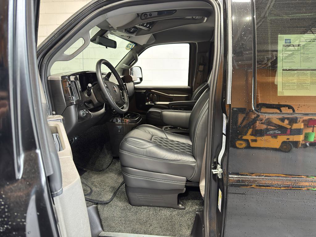 New 2025 GMC Savana 2500 Extended w/ Driver Convenience Package image 15