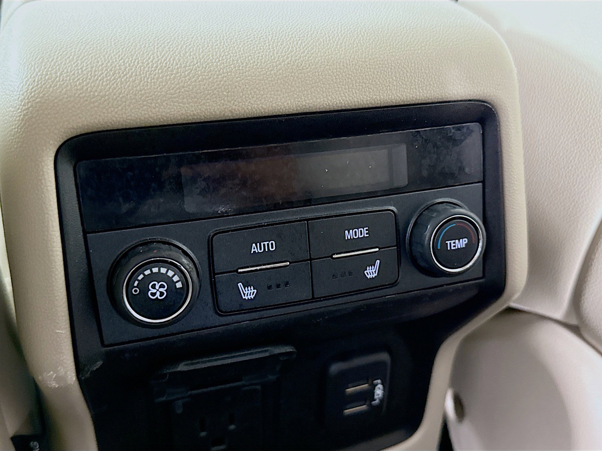 Used 2018 GMC Acadia Denali w/ Technology Package image 30