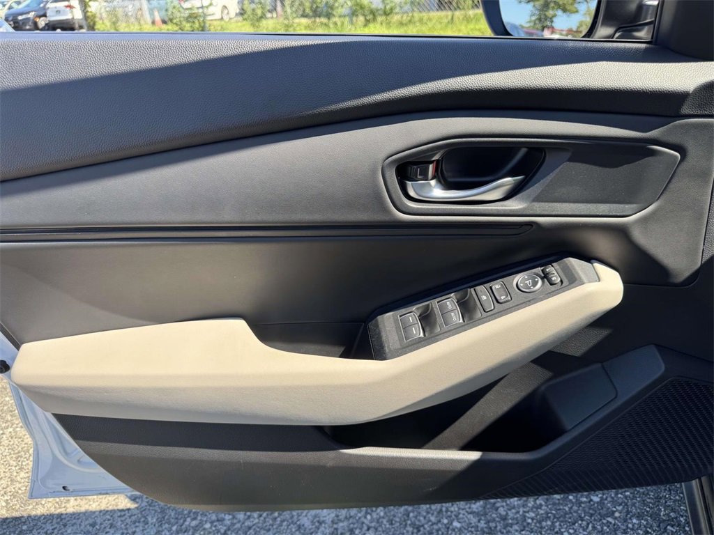 Certified 2023 Honda Accord EX image 14