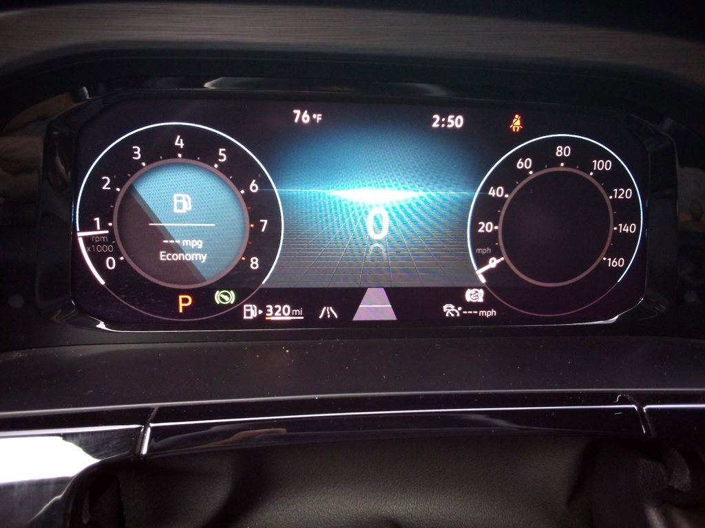 Used 2025 Volkswagen Atlas Cross Sport SE image 16