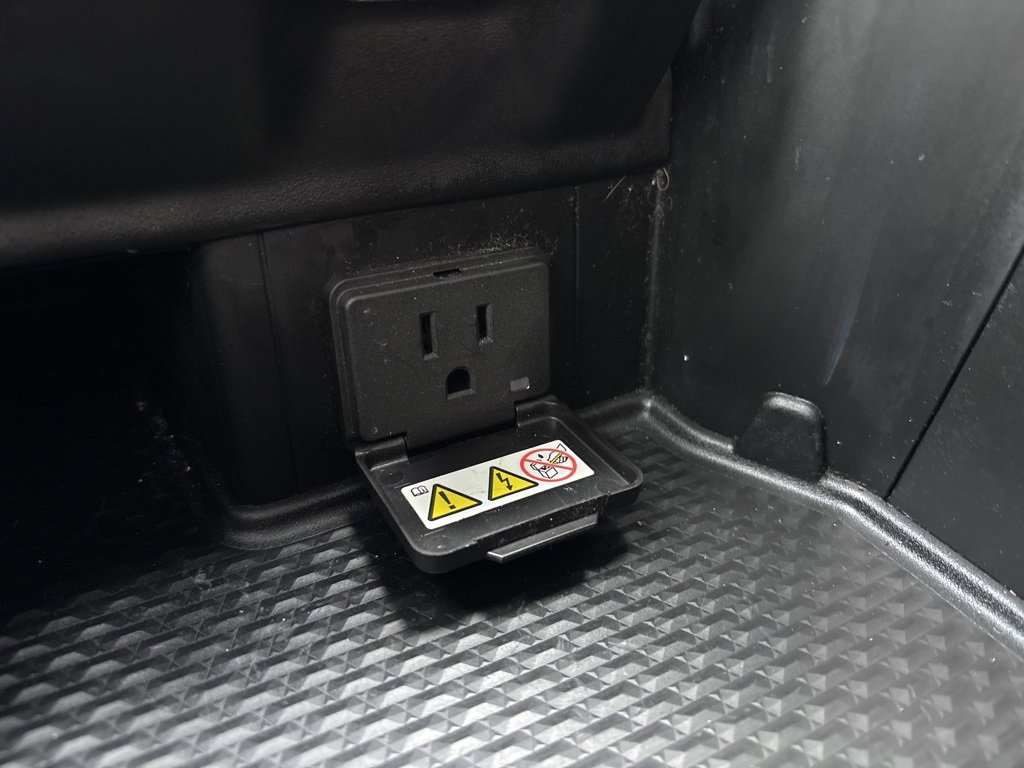 Used 2022 RAM 1500 Limited image 26