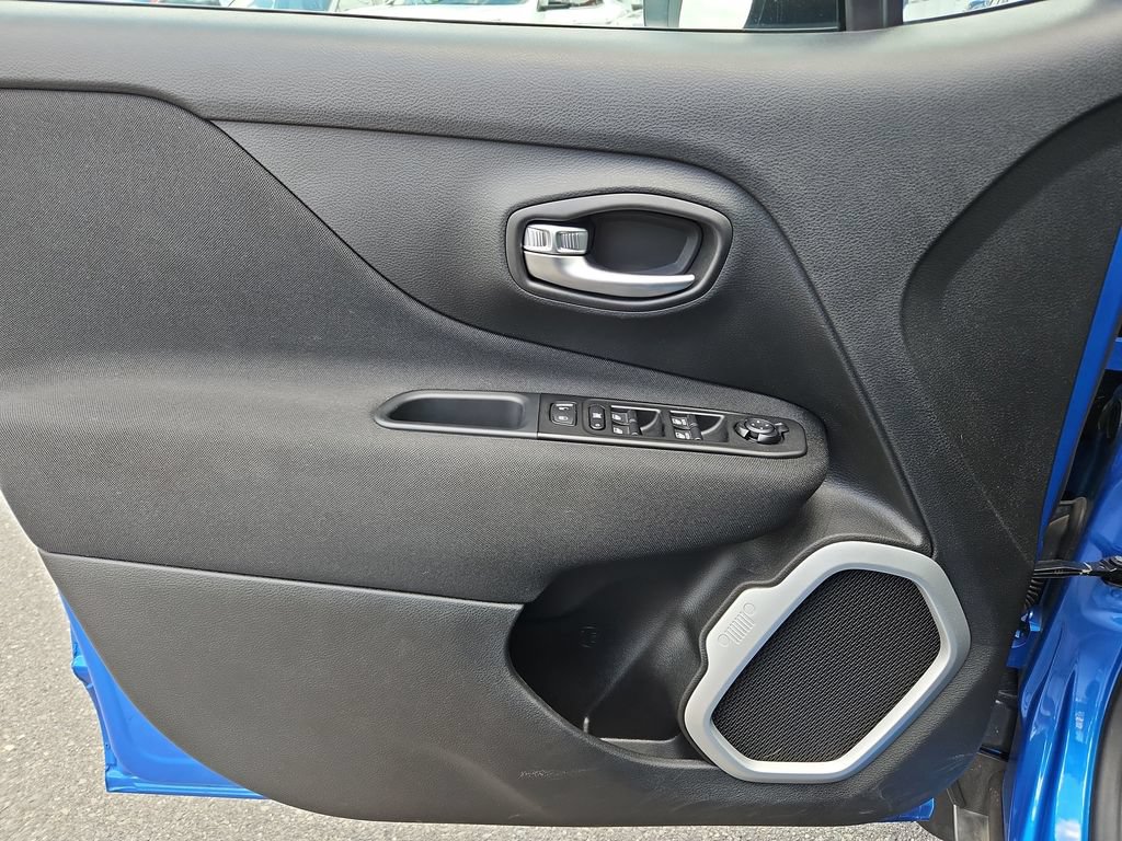 Used 2020 Jeep Renegade Sport FWD image 23