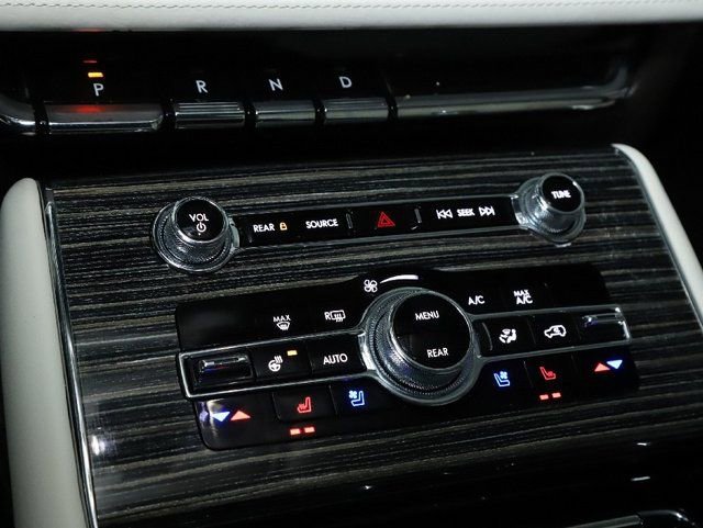 Used 2023 Lincoln Aviator Black Label image 31