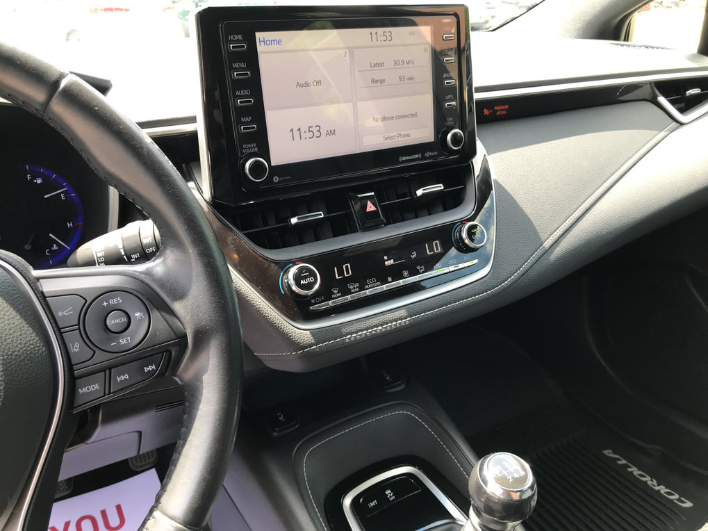 Used 2019 Toyota Corolla XSE FWD image 17
