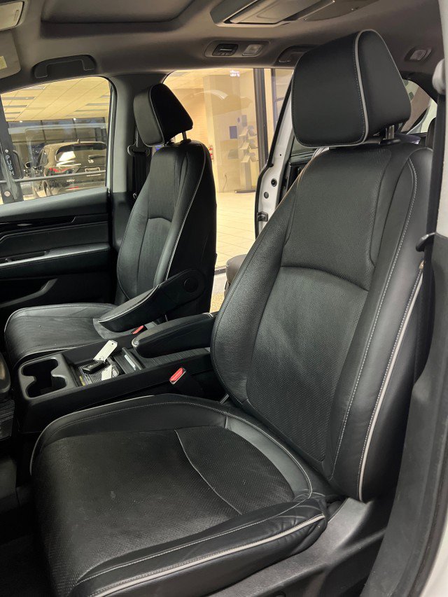 Used 2023 Honda Odyssey Elite image 8