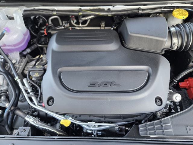 New 2026 Chrysler Pacifica Limited FWD image 23