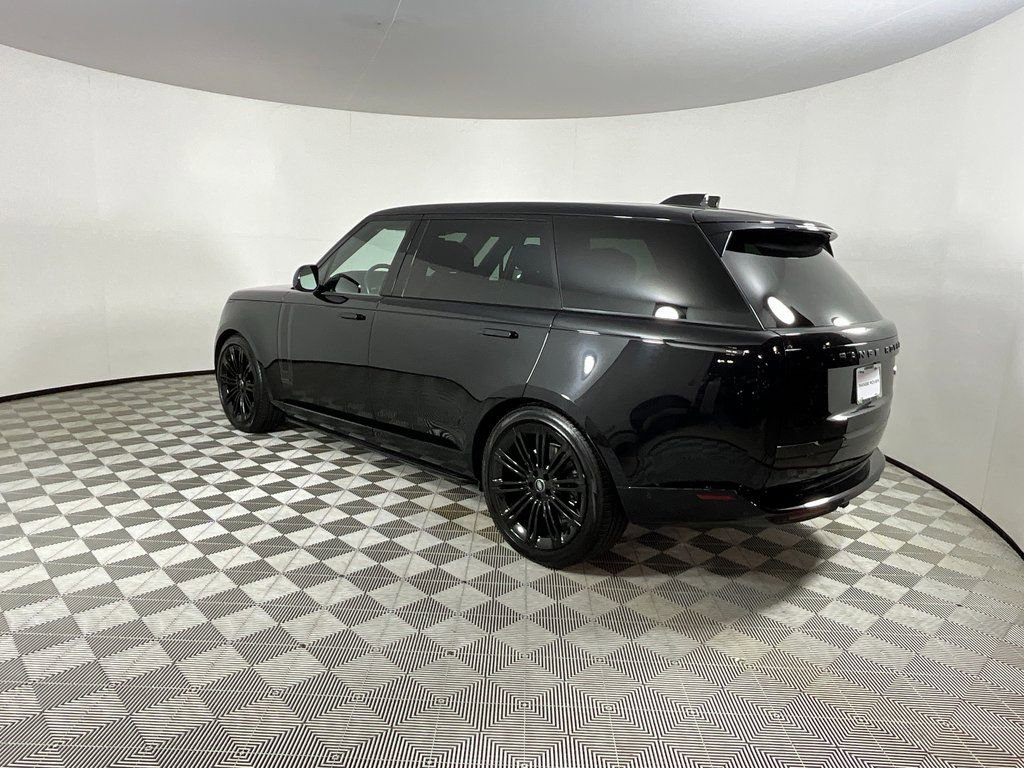 Used 2023 Land Rover Range Rover Long Wheelbase First Edition image 3