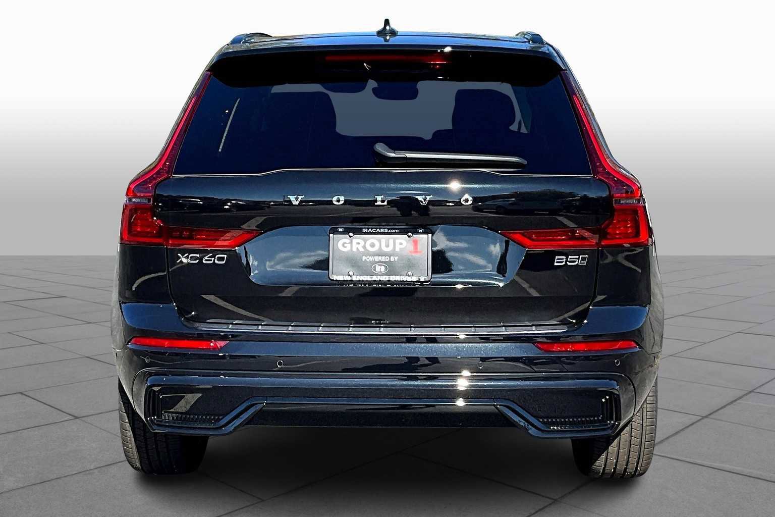 New 2026 Volvo XC60 B5 Plus w/ Protection Package Premier image 4
