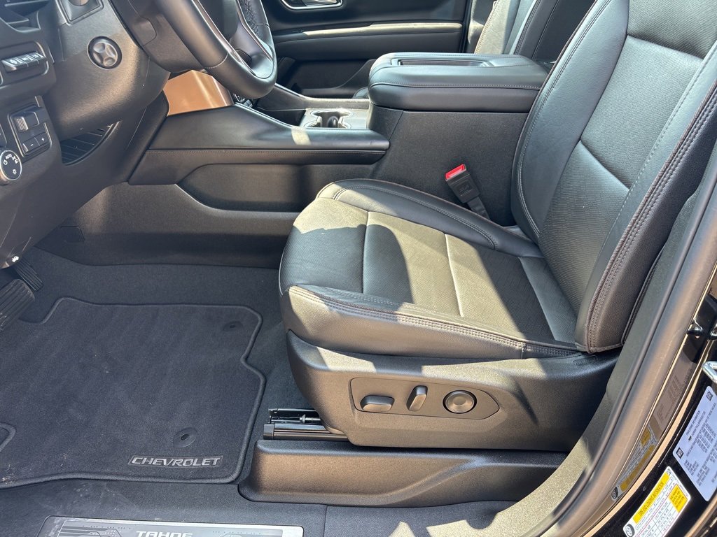 Certified 2024 Chevrolet Tahoe High Country w/ Advanced Technology Package image 14