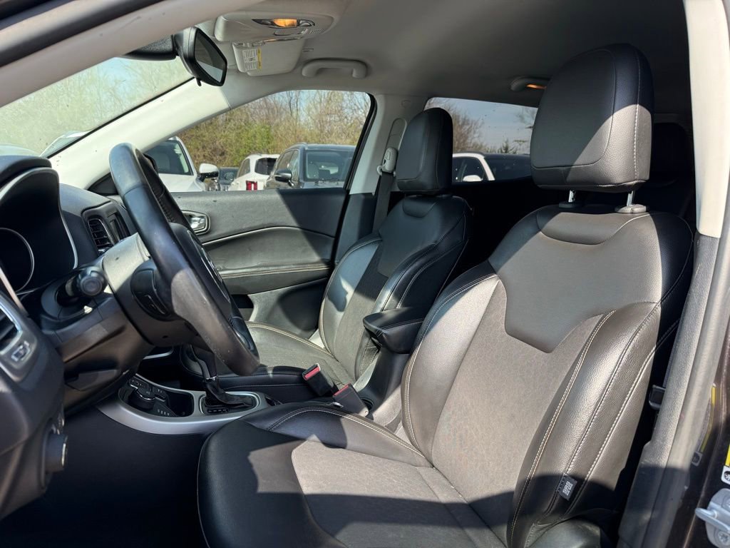 Used 2018 Jeep Compass Latitude w/ Cold Weather Group image 8