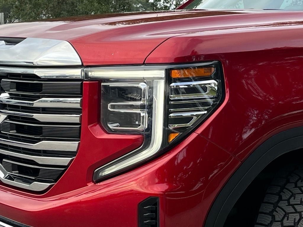 Used 2023 GMC Sierra 1500 SLT AWD/4WD image 27