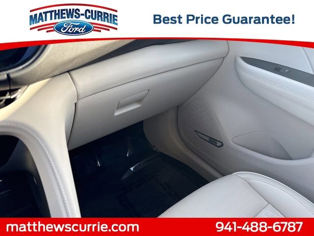 Used 2023 Buick Envision Avenir image 24