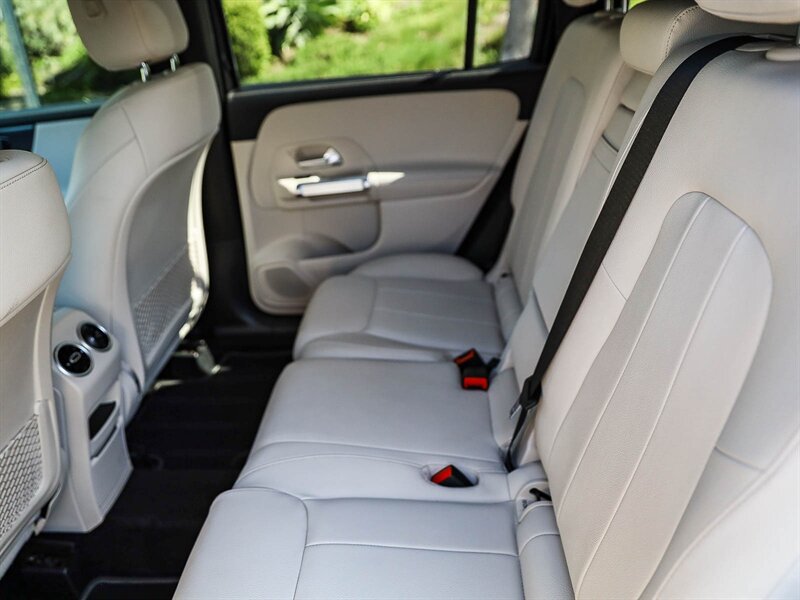 Used 2023 Mercedes-Benz GLB 250 image 20