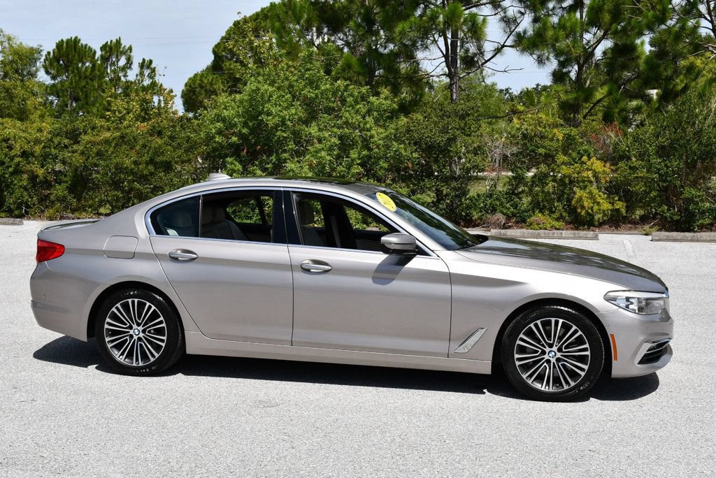 Used 2017 BMW 530i RWD image 8