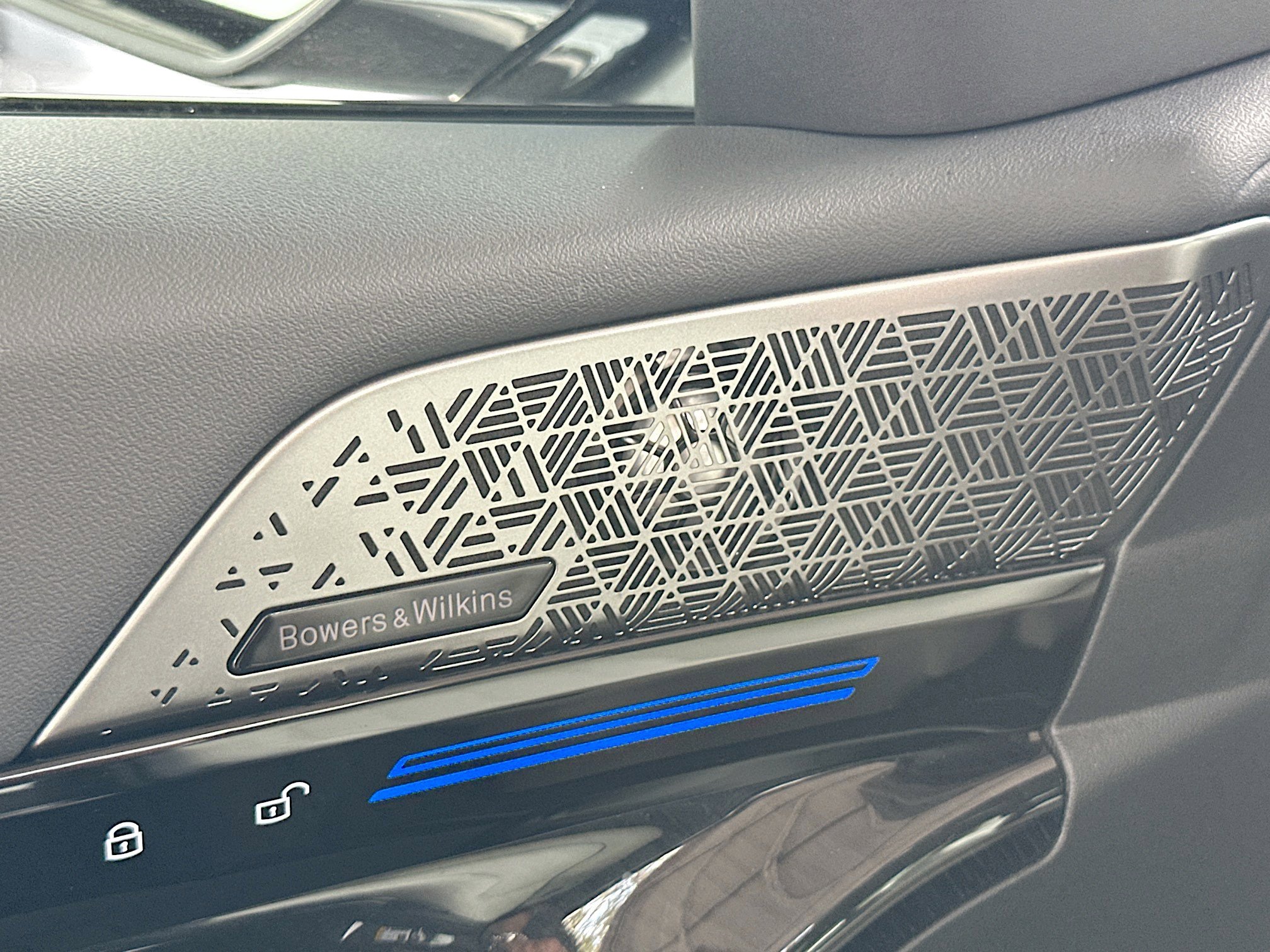 Certified 2024 BMW 530i 530i w/ M Sport Package image 19