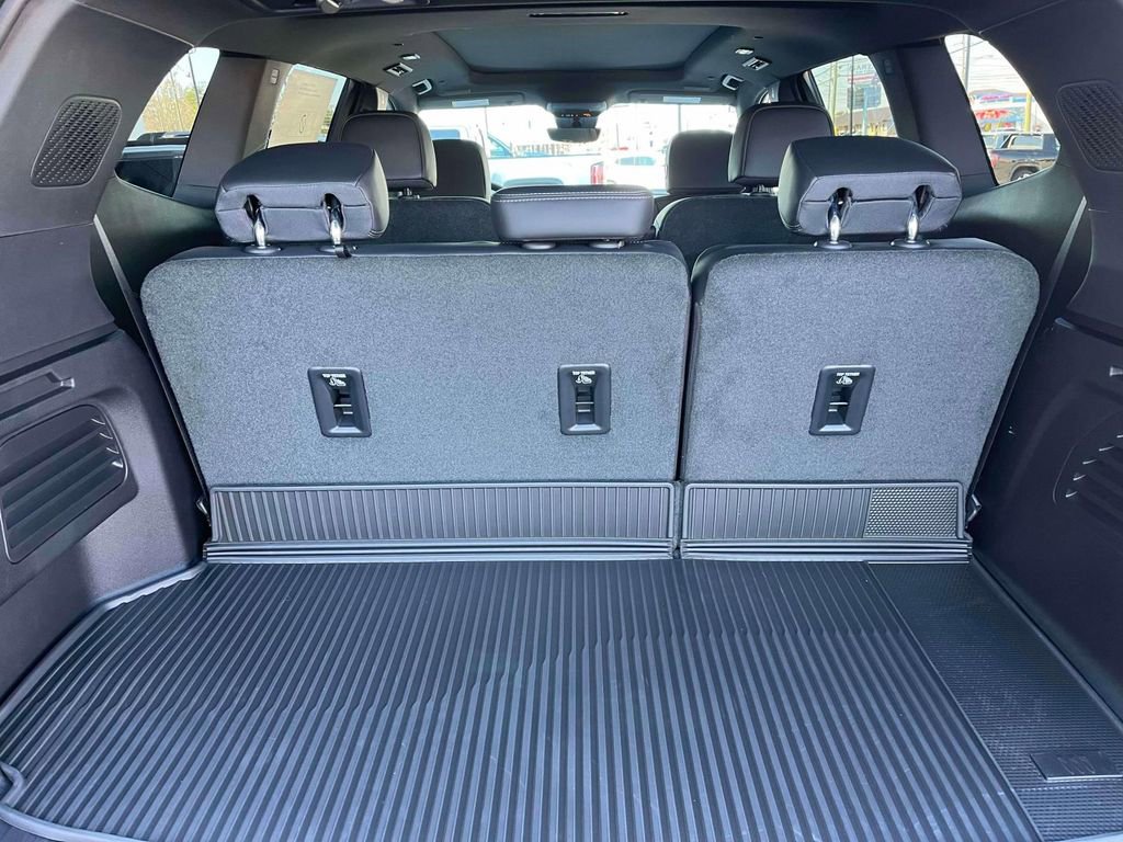 New 2026 Buick Enclave Sport Touring w/ Power Package FWD image 18