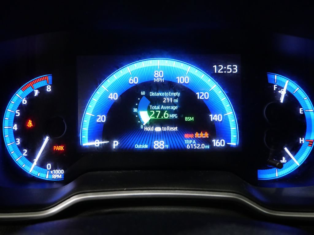 Used 2022 Toyota Corolla XLE FWD image 14