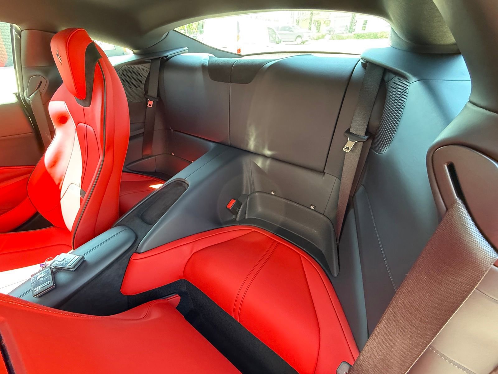 Used 2023 Ferrari Roma RWD image 21