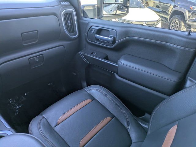 Used 2021 GMC Sierra 2500 AT4 w/ AT4 Preferred Package image 14