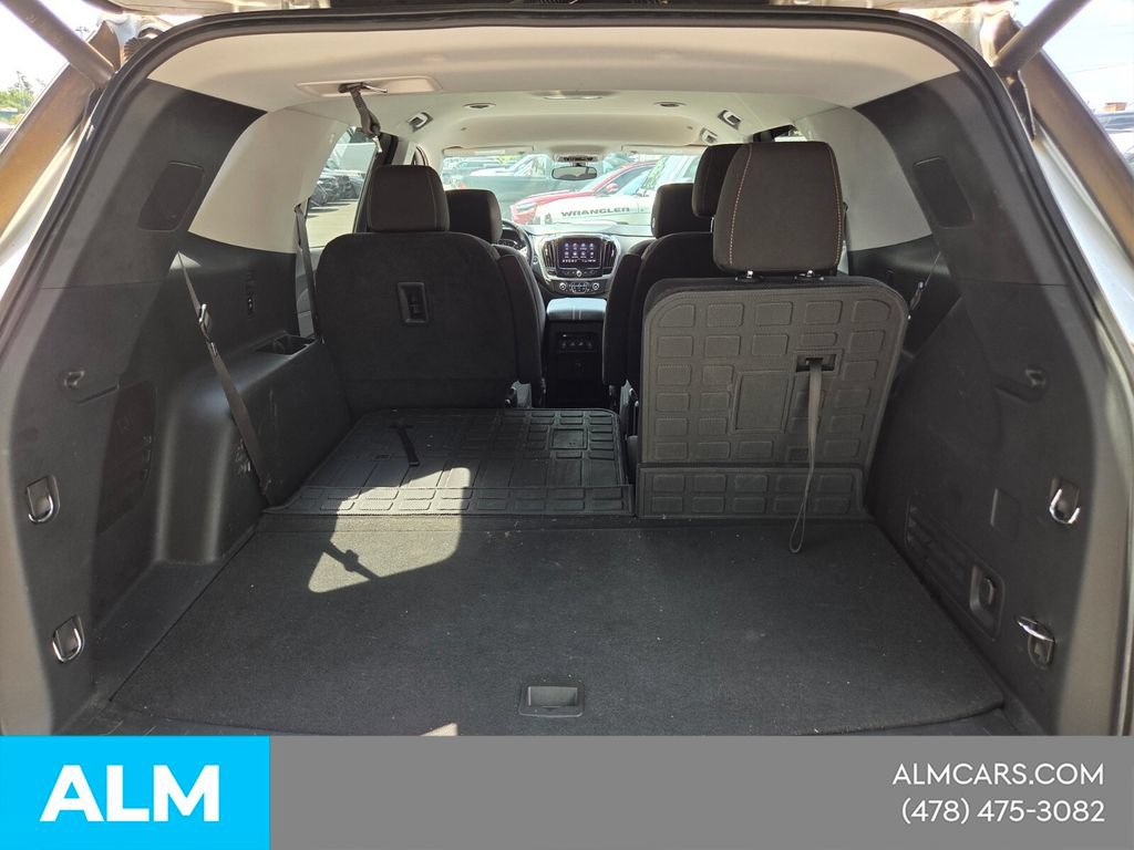 Used 2020 Chevrolet Traverse LT FWD image 12