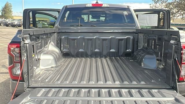 New 2025 Ford Ranger Lariat w/ FX4 Off-Road Package image 13
