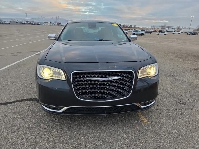 Used 2019 Chrysler 300 Limited w/ Safetytec Plus Group image 6