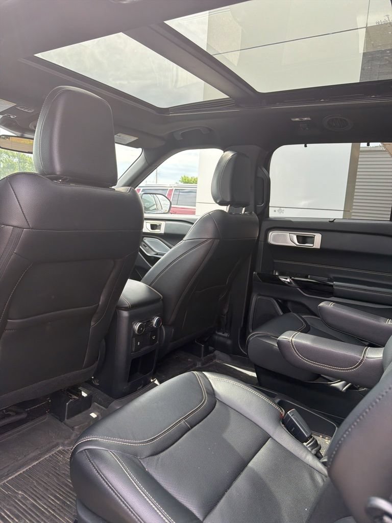 Used 2021 Ford Explorer ST w/ Equipment Group 401A AWD/4WD image 25