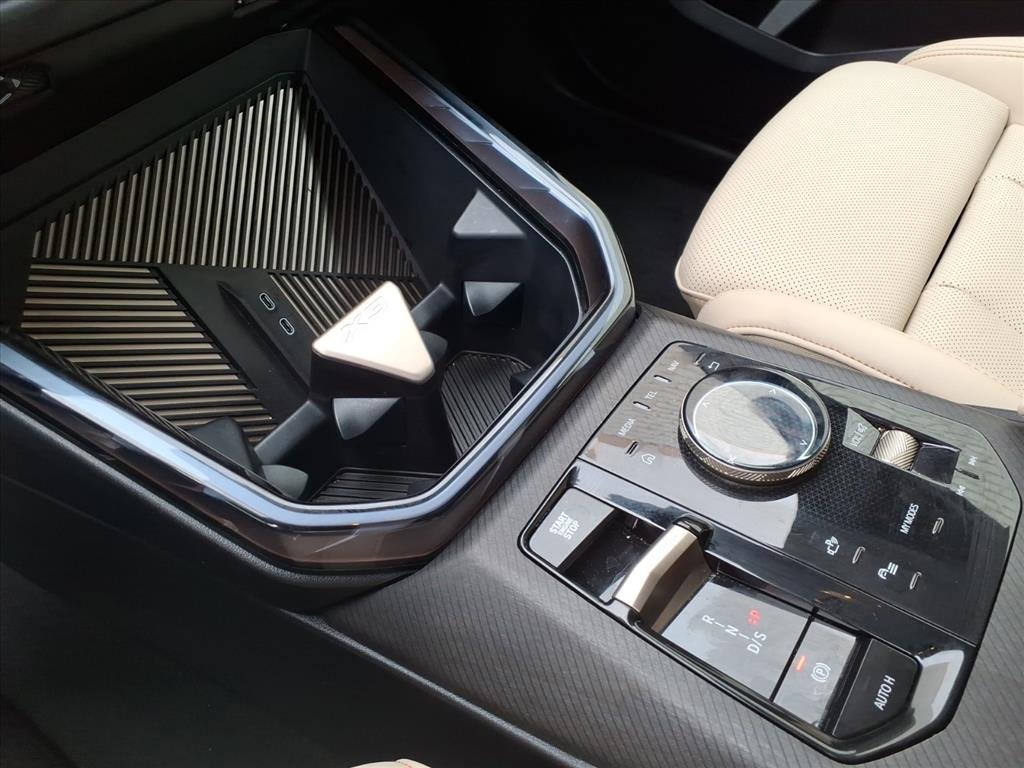 Used 2025 BMW X3 xDrive30i w/ Convenience Package image 10